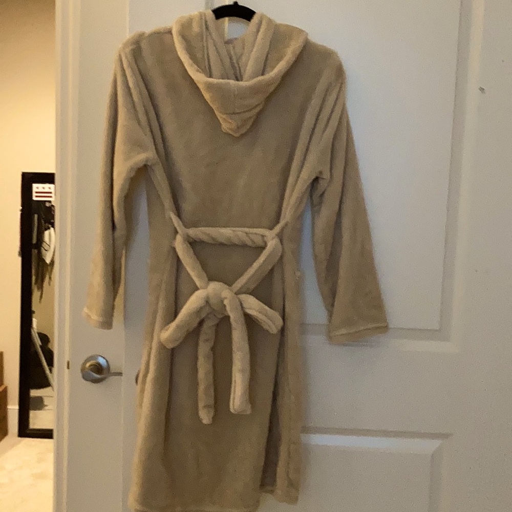 Summer & Rose Cozy Robe - Picture 2 of 2
